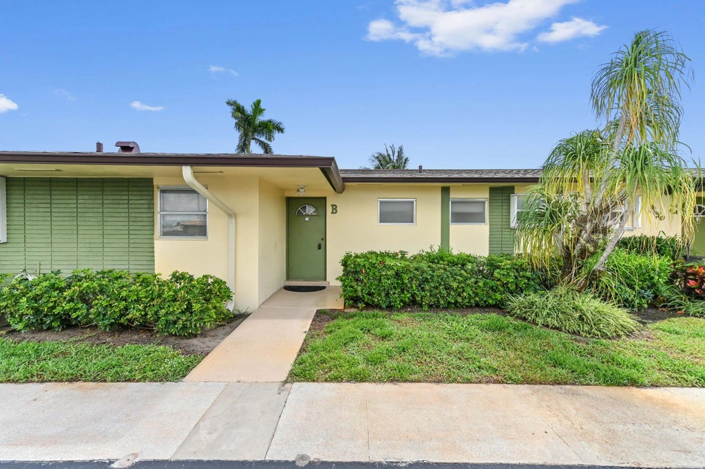 2915 Crosley Drive W #unit B, West Palm Beach