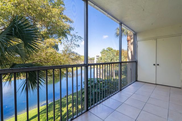 3121 Nw 47th Terrace #315, Lauderdale Lakes