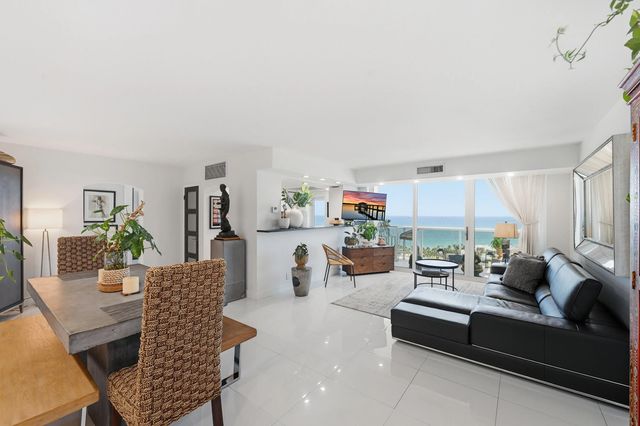 2 of 35 - 2715 N Ocean Boulevard #ph D, Fort Lauderdale, FL