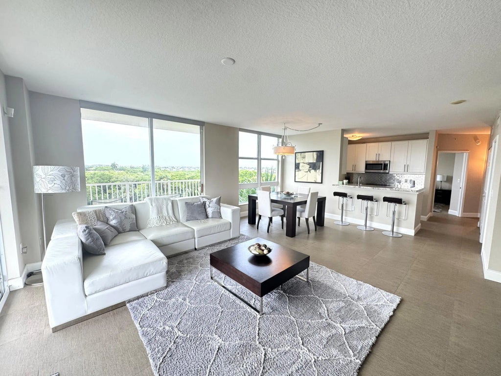 700 E Boynton Beach Boulevard #612, Boynton Beach