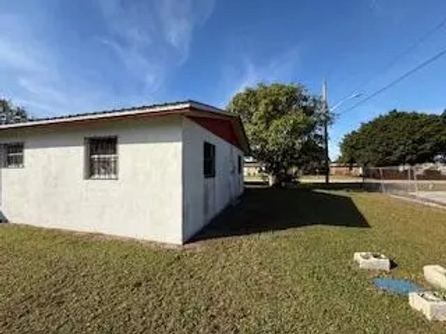 4 of 17 - 1063 Louisiana Avenue, Clewiston, FL