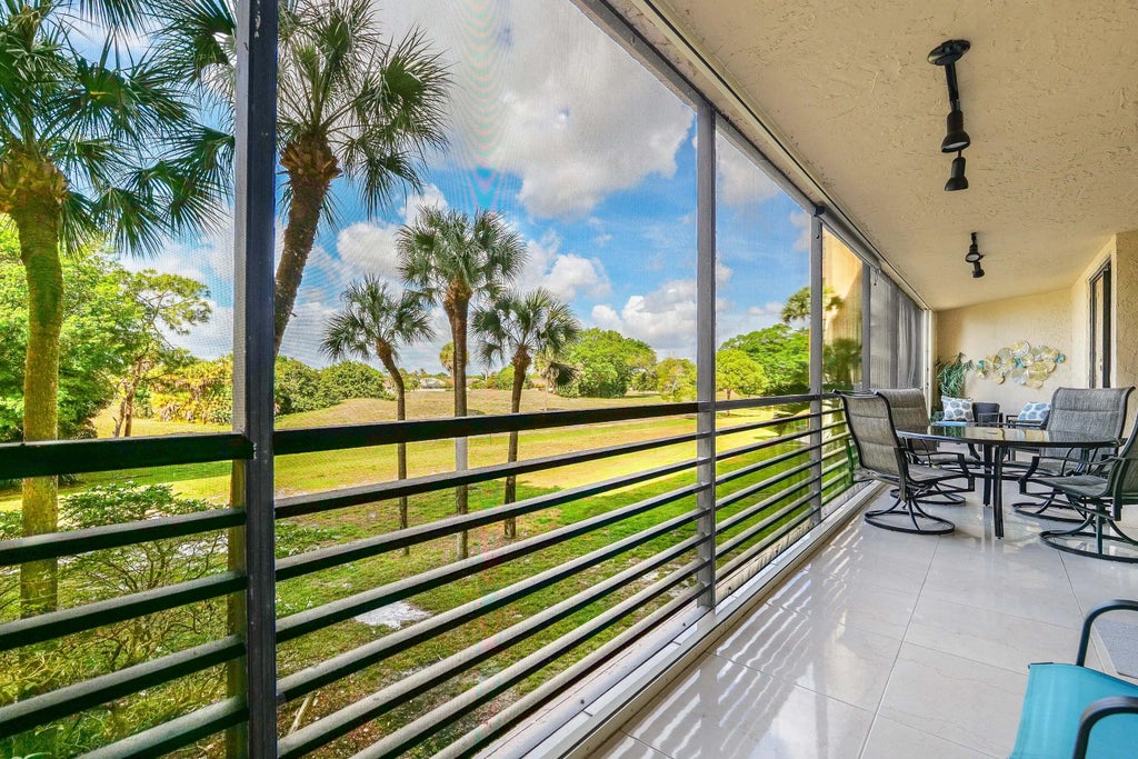 7100 Radice Court #204, Lauderhill