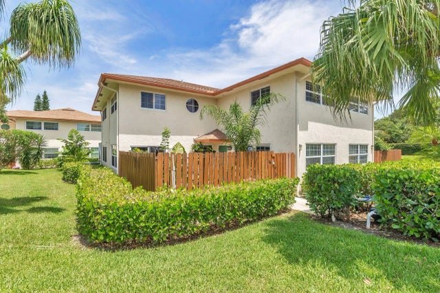 Photo of Listing #B26002011