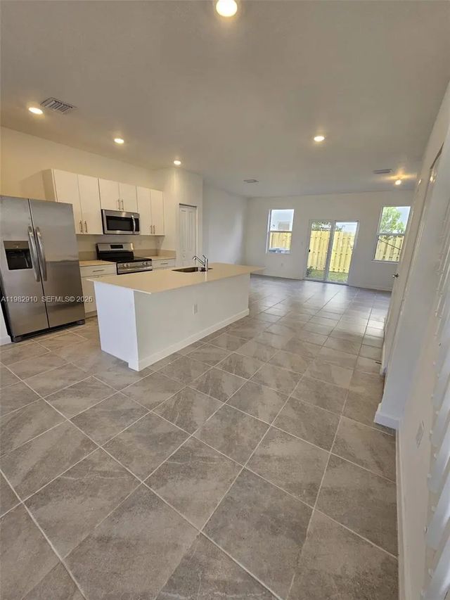 1148 Se 2nd Street, Florida City