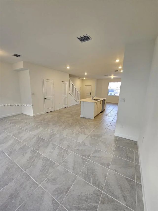 5 of 28 - 1148 Se 2nd Street, Florida City, FL