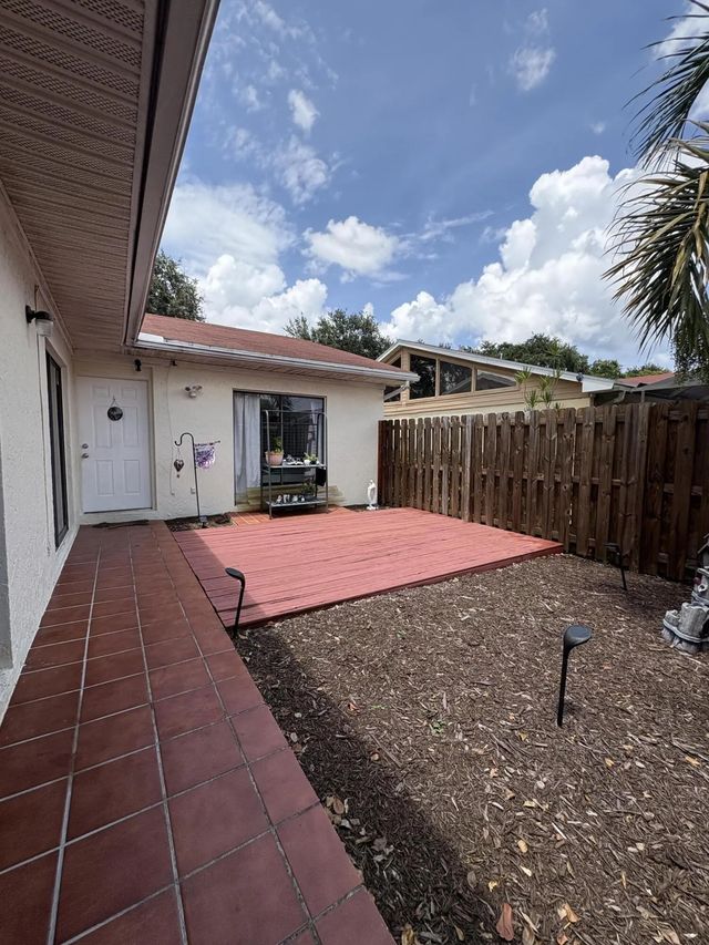 2 of 11 - 4373 Woodstock Drive #d, West Palm Beach, FL