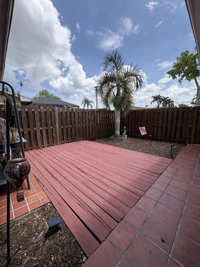 3 of 11 - 4373 Woodstock Drive #d, West Palm Beach, FL