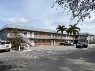 Photo of Listing #B26002095