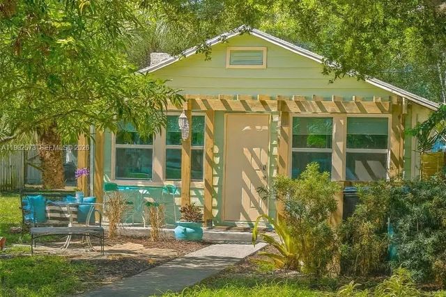 213 N E Street, Lake Worth