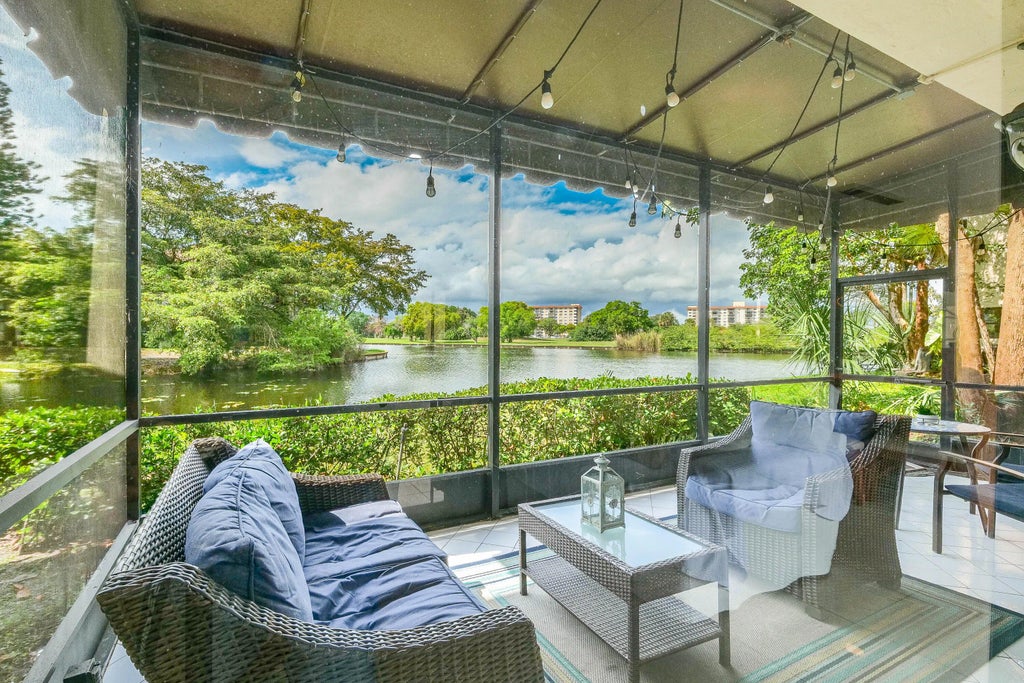 5523 Constant Spring Terrace #222, Lauderhill