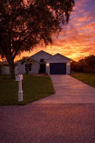 Photo of Listing #B26002163