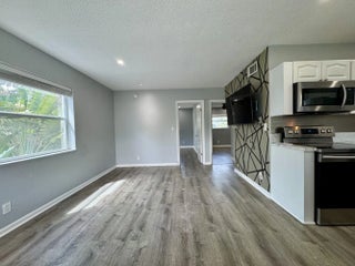 Photo of Listing #B26002588