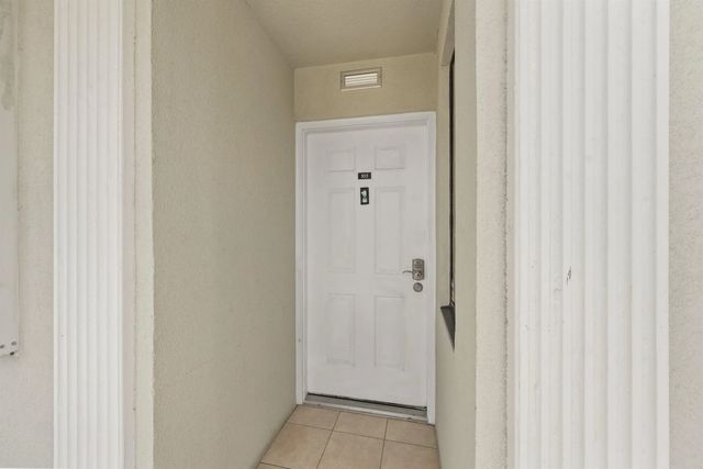3 of 19 - 2741 Village Boulevard #303, West Palm Beach, FL
