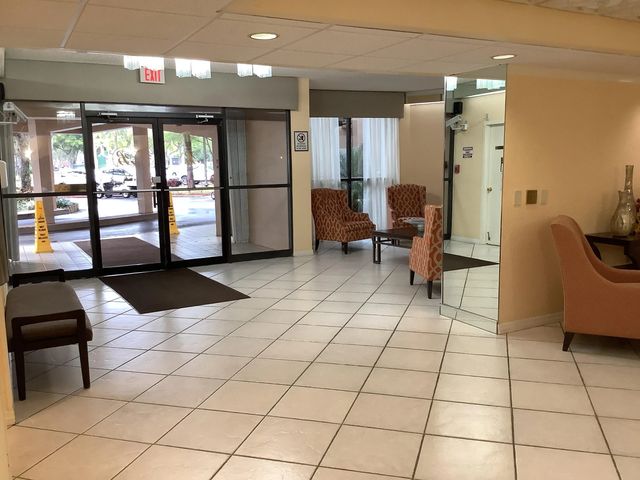 4 of 43 - 1300 Saint Charles Place #unit Ph13, Pembroke Pines, FL