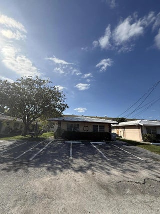 Photo of Listing #B26002237