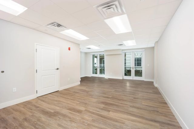 4 of 12 - 41 Sw Seminole Street #211, Stuart, FL