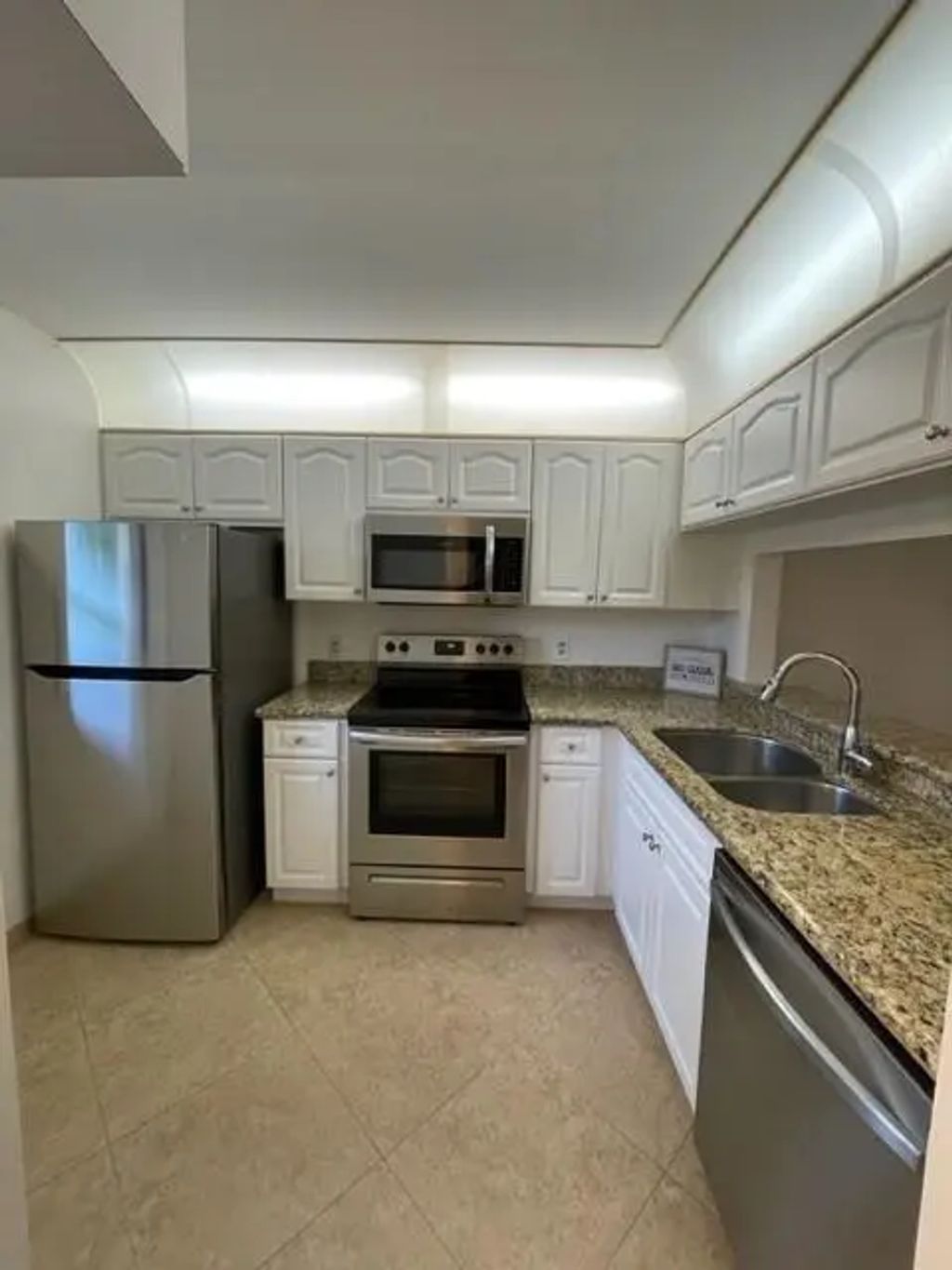 6760 S Palmetto Cir Circle S #102, Boca Raton