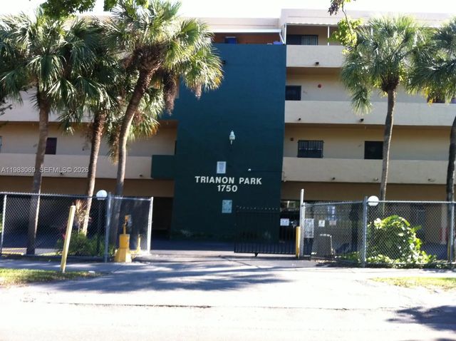 1750 W 56 Street #112, Hialeah
