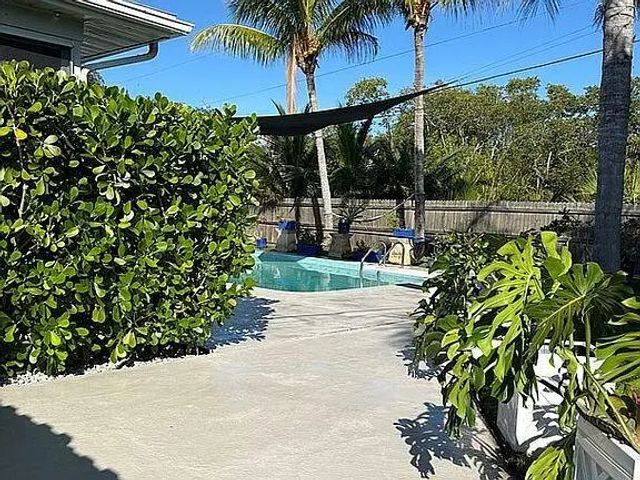 3 of 14 - 186 12th Street Se, Vero Beach, FL