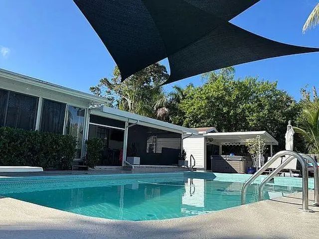 5 of 14 - 186 12th Street Se, Vero Beach, FL