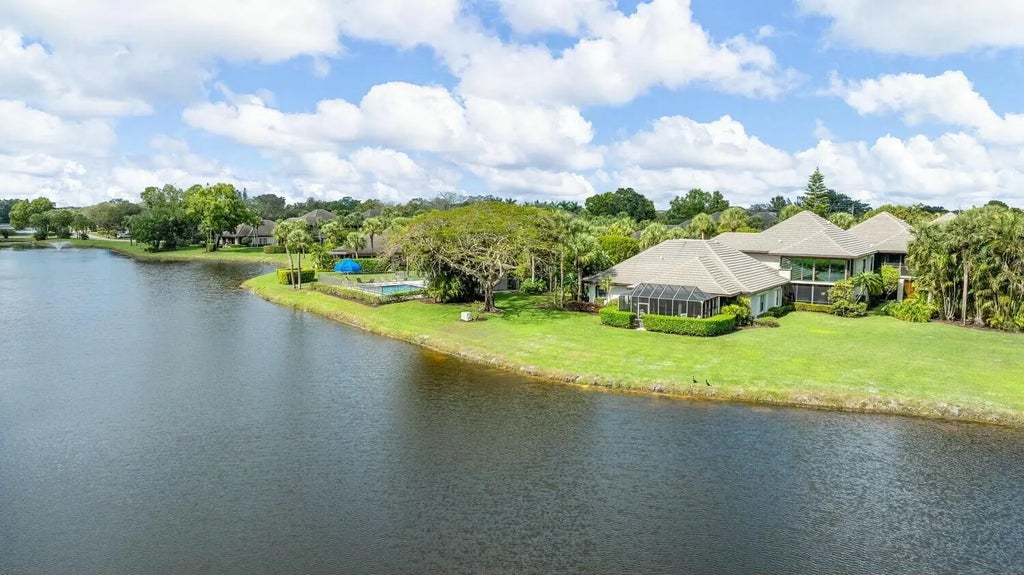 13254 Polo Club Road #c101, Wellington