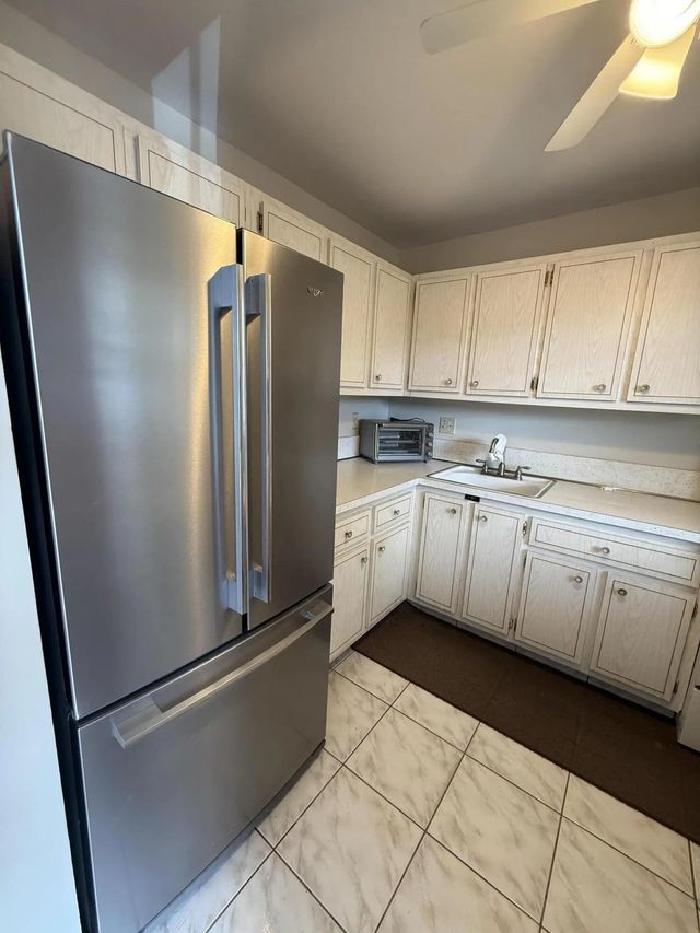 5 of 29 - 3001 Nw 46th Avenue #204, Lauderdale Lakes, FL