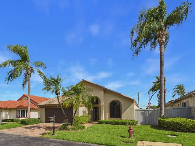 169 Executive Circle, Boynton Beach