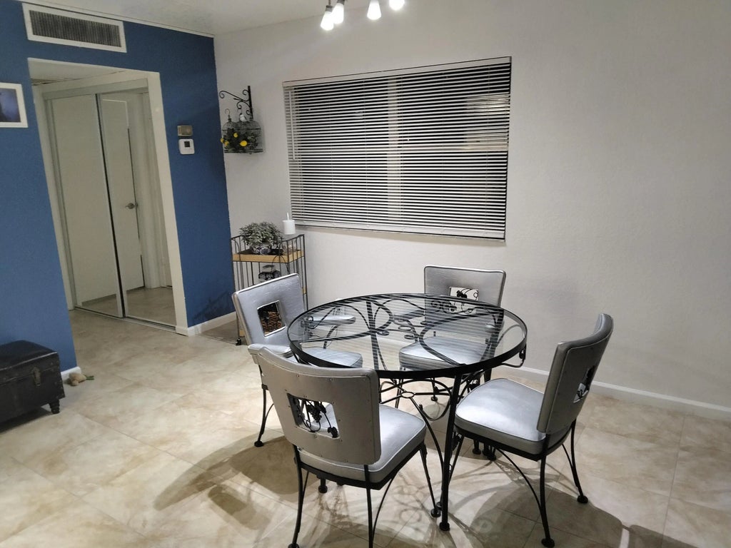 399 Brittany #l, Delray Beach