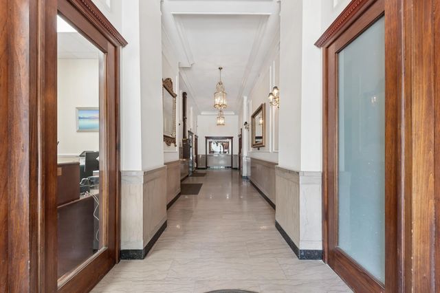 3 of 8 - 120 S Olive Avenue #310, West Palm Beach, FL