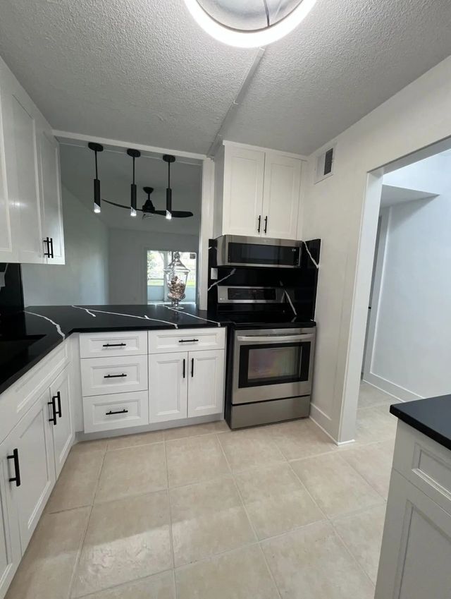 2615 Garden Drive N #104, Lake Worth Beach