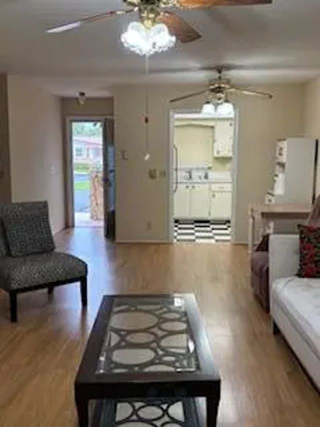 2 of 9 - 2995 Crosley Drive W #h, West Palm Beach, FL