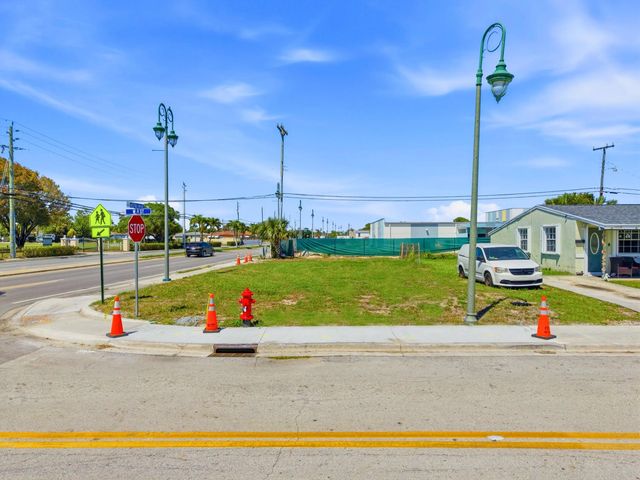 5 of 9 - 0 Australian Avenue, Riviera Beach, FL