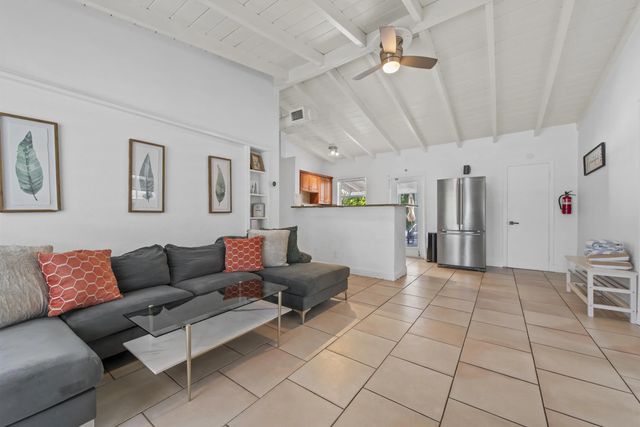 3 of 20 - 408 Nw 29th Street, Wilton Manors, FL