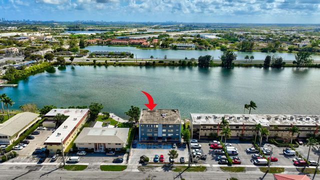 3 of 17 - 1060 Crystal Lake Drive #203, Deerfield Beach, FL