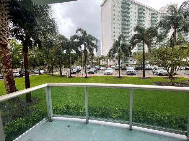 2 of 10 - 19390 Collins Avenue #122, Sunny Isles Beach, FL