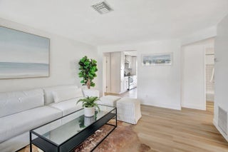 Photo of Listing #B26002405