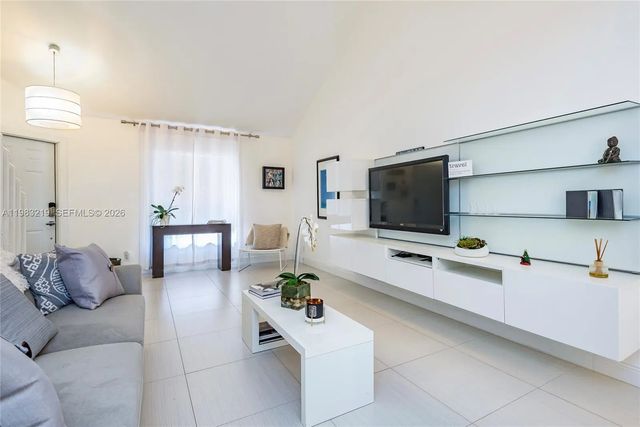3 of 36 - 370 Se 2nd Avenue #g3, Deerfield Beach, FL