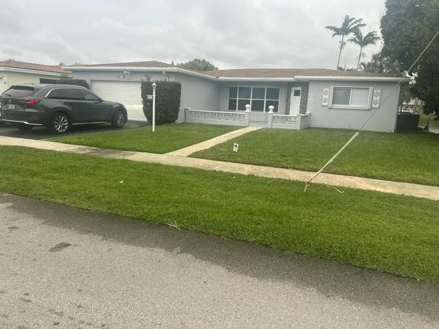 4680 Nw 39th Street, Lauderdale Lakes