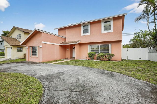 3 of 45 - 7721 Nw 42nd Court, Hollywood, FL