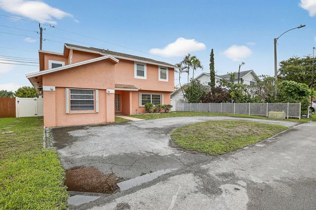 4 of 45 - 7721 Nw 42nd Court, Hollywood, FL