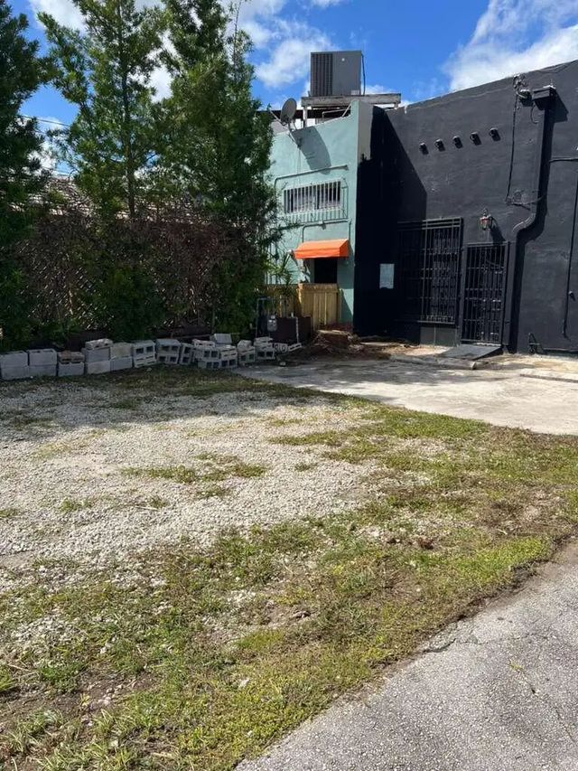 5 of 12 - 924 71st Street, Miami Beach, FL