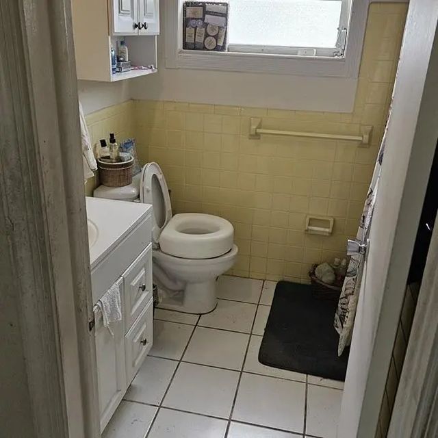 4 of 11 - 7202 Nw 73rd Street, Tamarac, FL