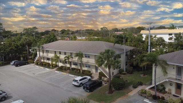 4 of 35 - 2950 Se Ocean Boulevard #130-4, Stuart, FL