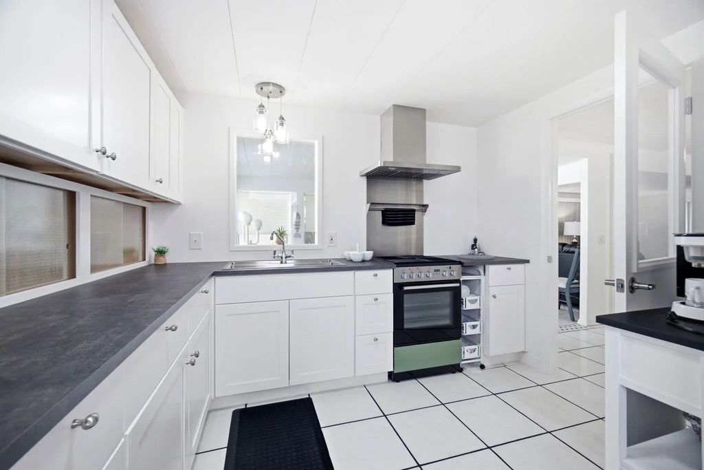 2917 Sw 54th Street, Dania Beach