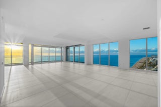 Photo of Listing #B26002652