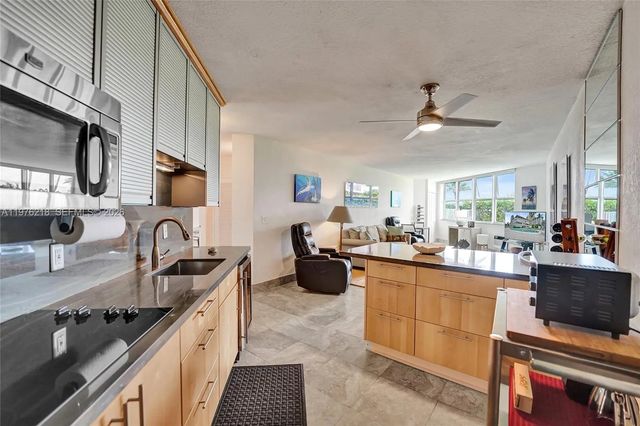 4 of 53 - 1936 S Ocean #20d, Hallandale Beach, FL