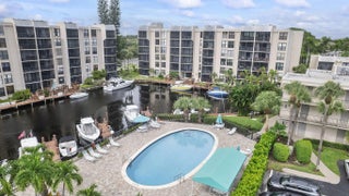 Photo of Listing #B26002594