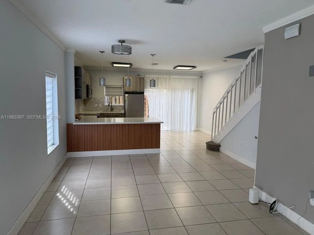 2 of 11 - 10776 Nw 83rd Terrace #1-19, Doral, FL