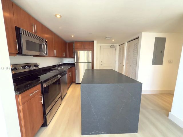 4 of 24 - 111 E Flagler Street #805, Miami, FL