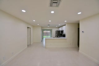 Photo of Listing #B26003463